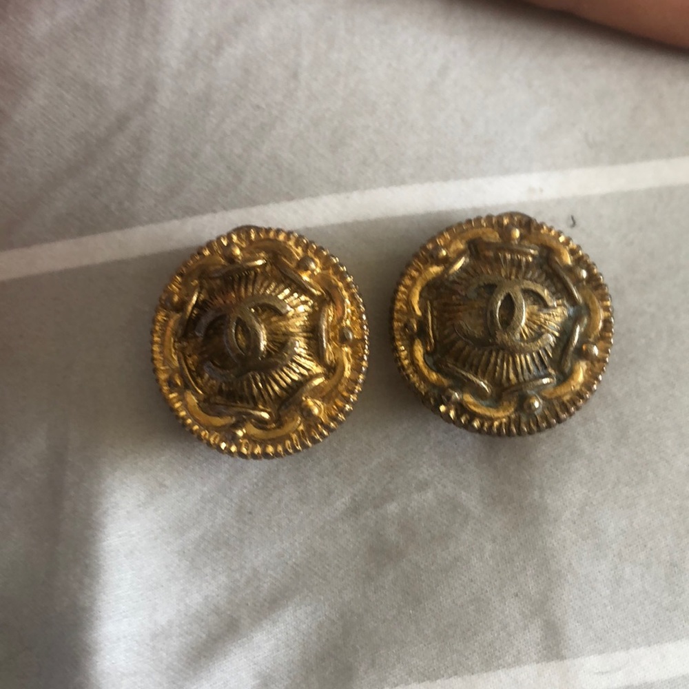Chanel gold clip on earrings